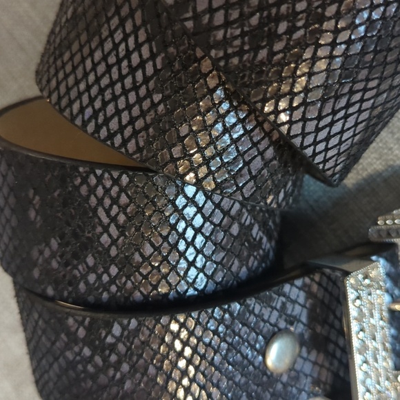 Rhinestone Buckle Snakeskin Print Genuine Leather Belt L/XL 40" Black - Picture 6 of 14